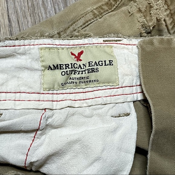 American Eagle Cargo Shorts Distressed Khaki Tan - Picture 6 of 7